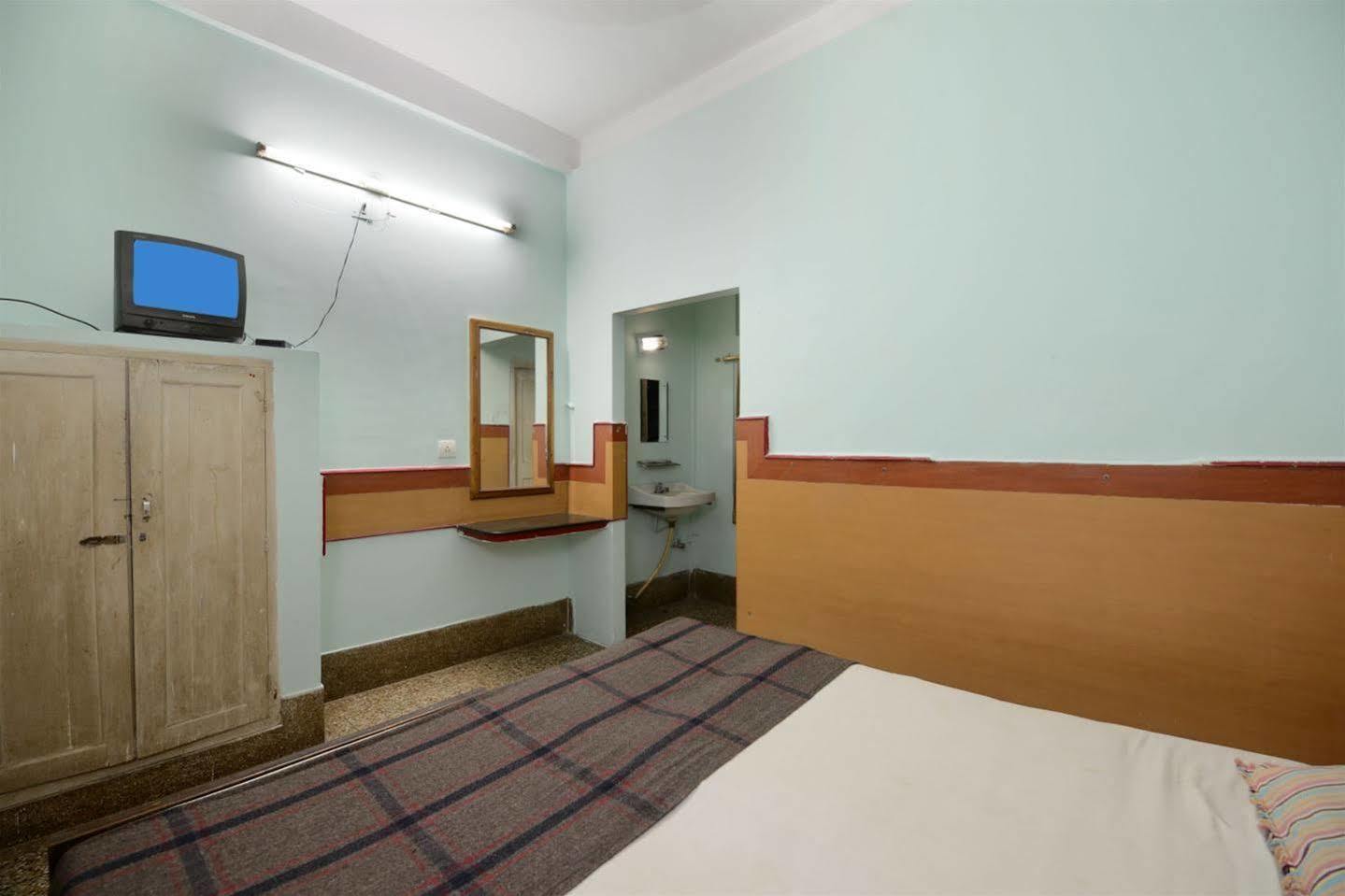 Hotel Janpath 布巴内什瓦尔 外观 照片